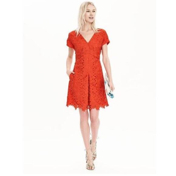 Banana Republic Red Orange V Neck‎ Lace Dress with Pockets Size 0 - Picture 1 of 10